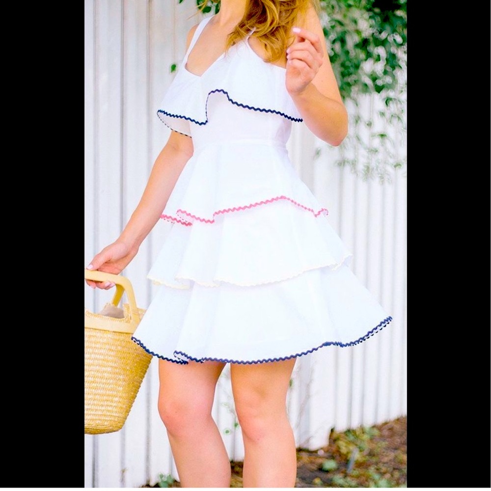 WAYF Ruffle Tiered Dress with open back, Size Large